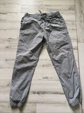 Zara women’s light olive green drawstring Jogger Pants
